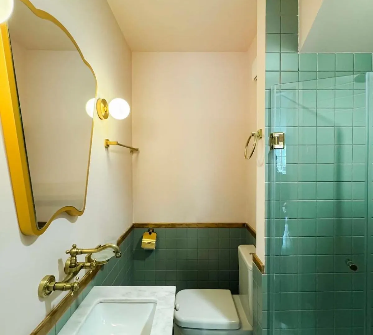 Holiday home Chic Studio Near Fabrika-By Wehost Tbilisi Georgia